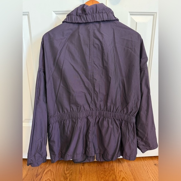St. John Nylon Purple Jacket size Large - Picture 6 of 9
